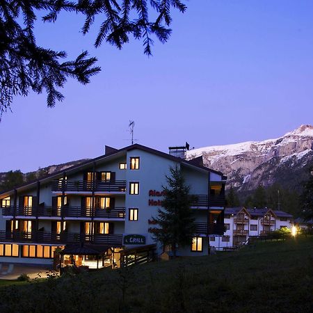 Hotel Alaska Folgarida Exterior photo